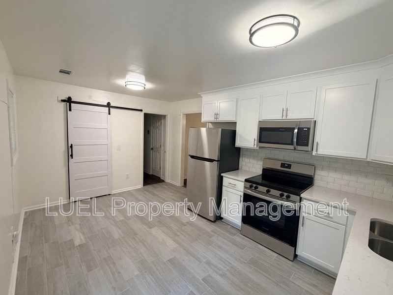 1050 Bedford Ave - Photo 6 of 16