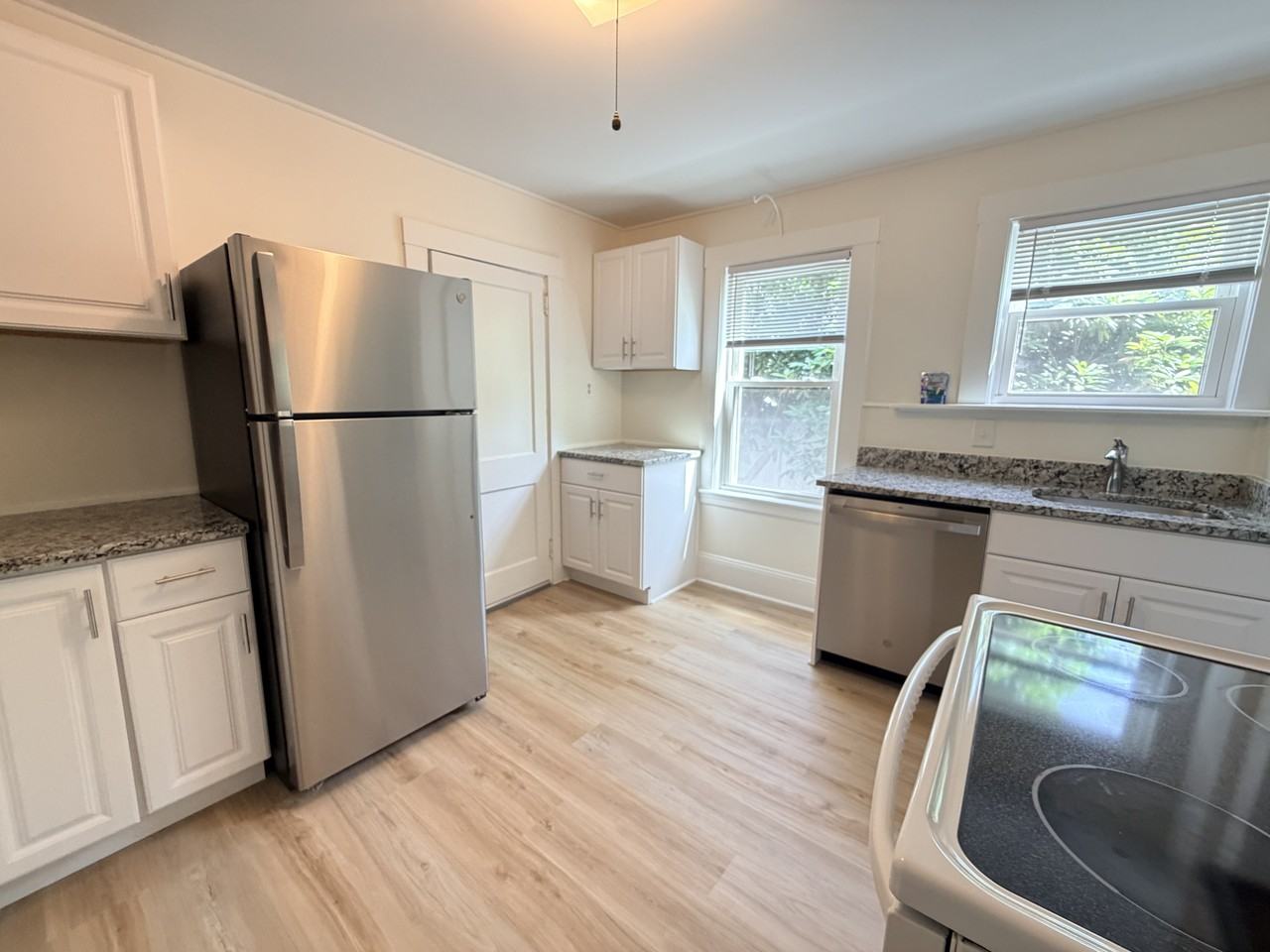 62 Brattle St #1 - Photo 4 of 12