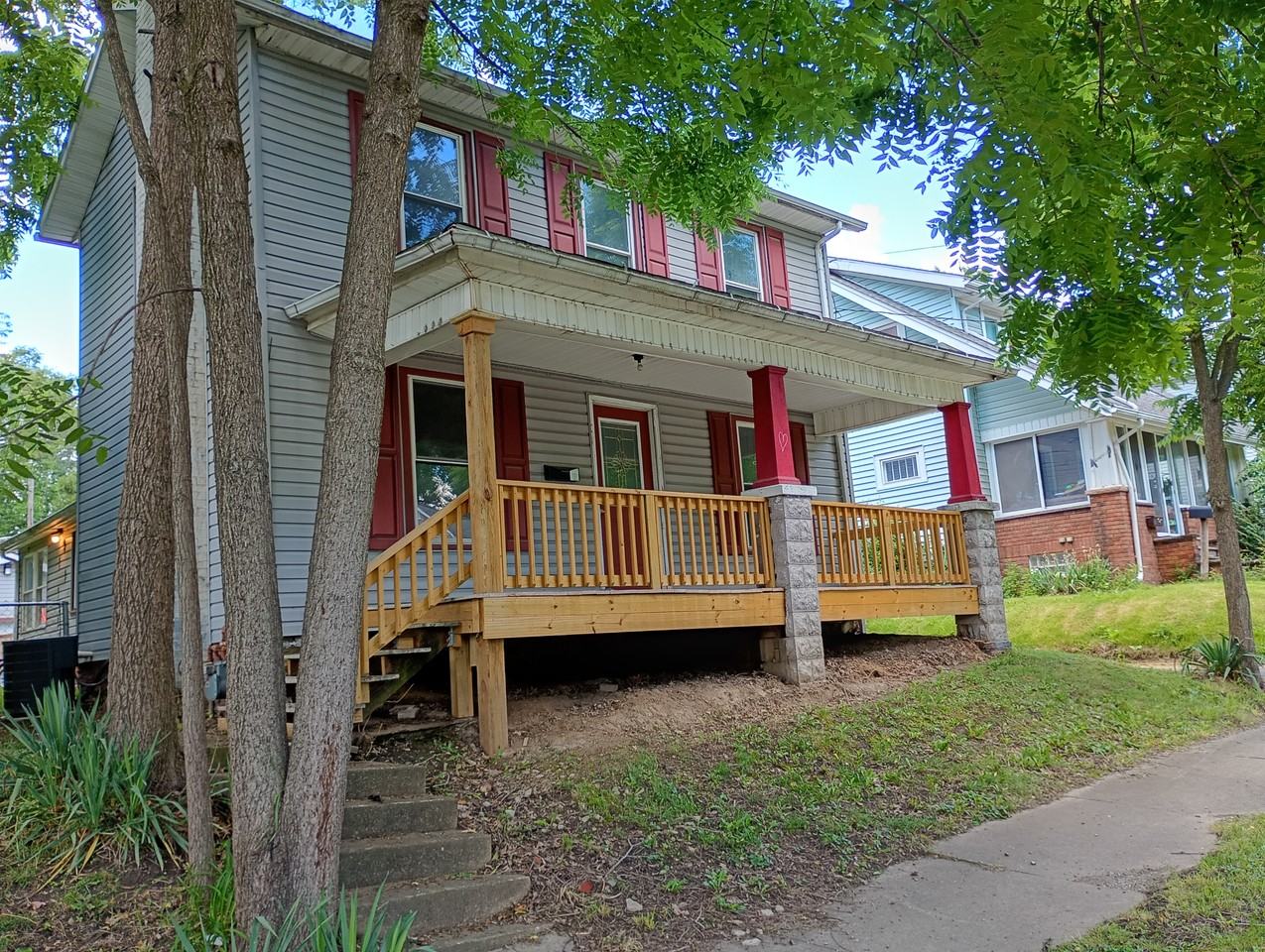 534 N Grant St - Photo 2 of 22