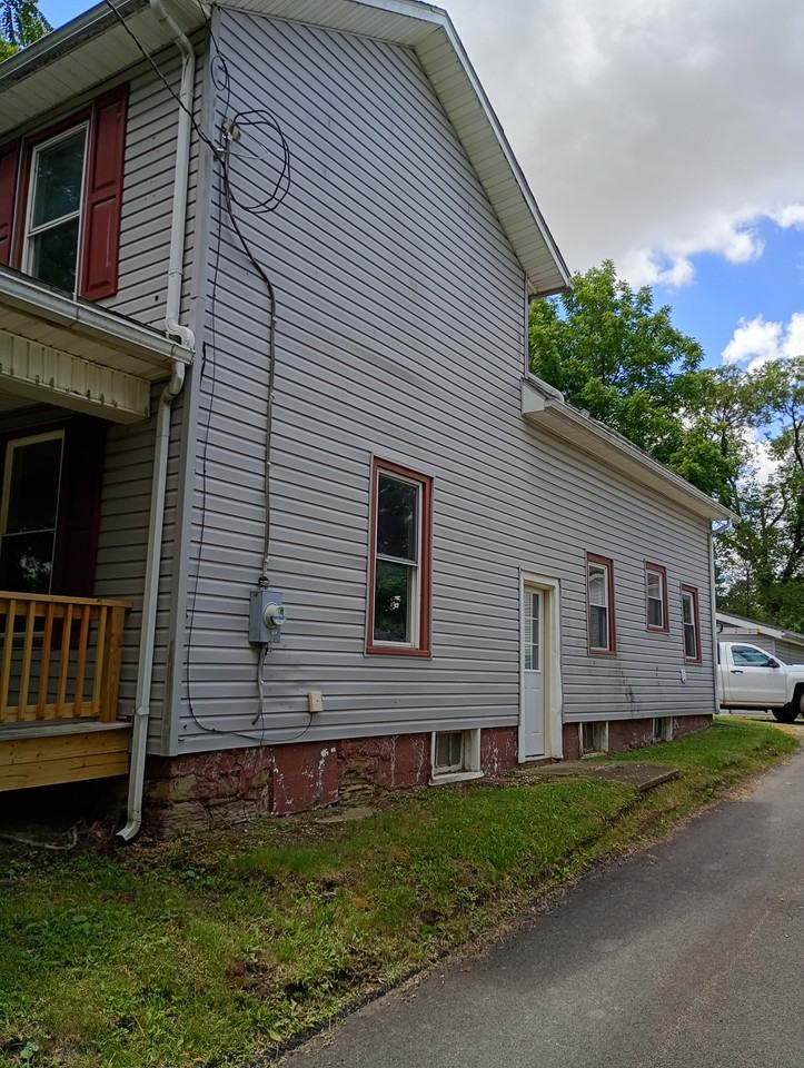 534 N Grant St - Photo 3 of 22