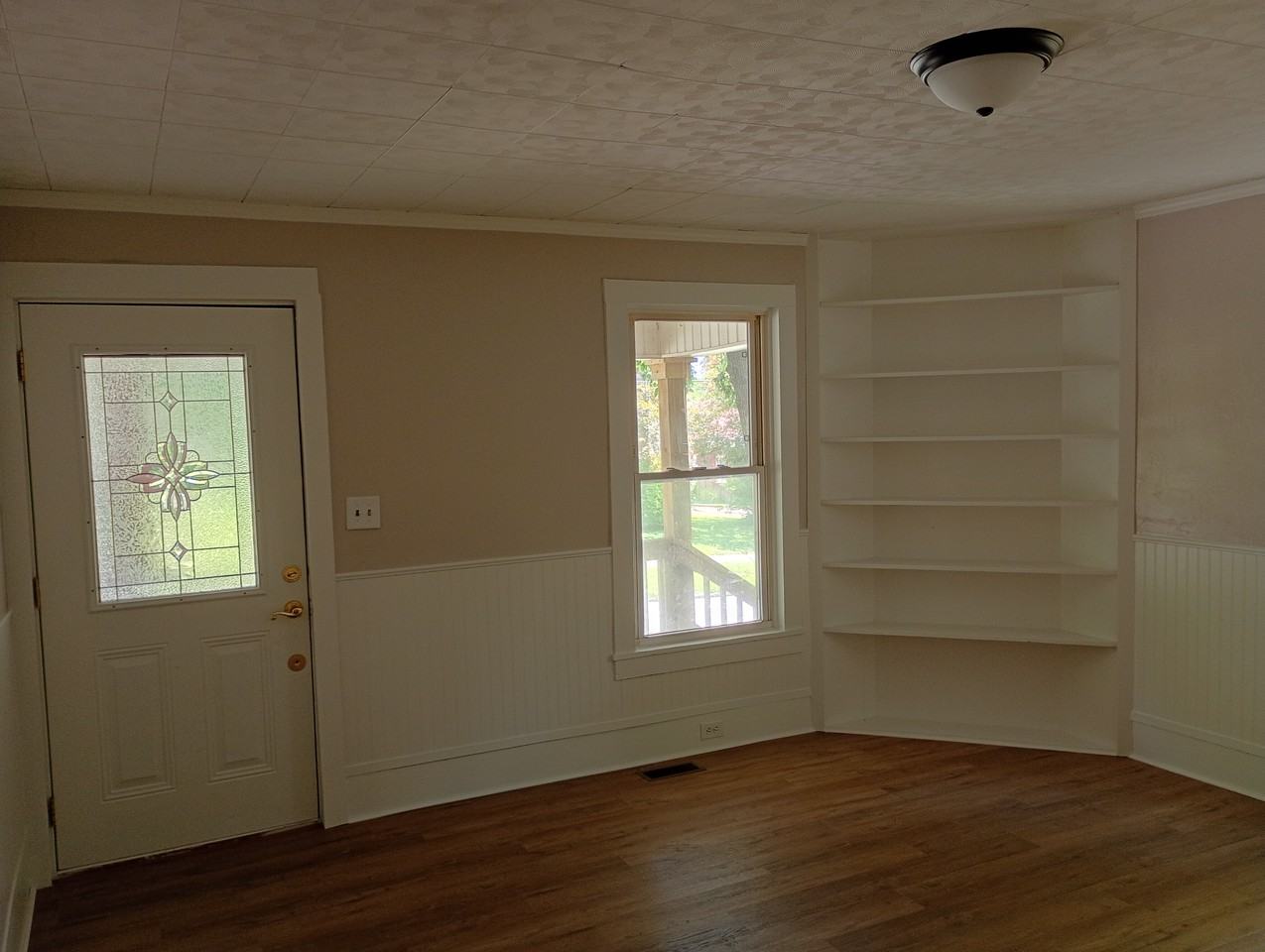 534 N Grant St - Photo 4 of 22