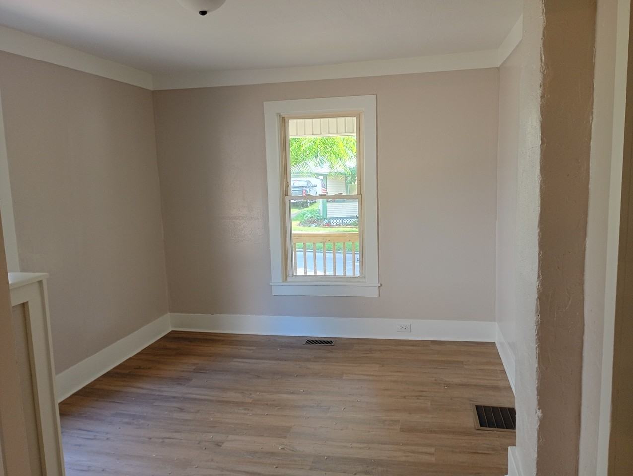 534 N Grant St - Photo 5 of 22