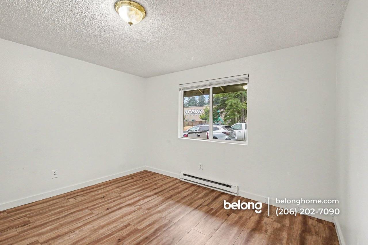 1215 Dumas Rd - Photo 6 of 15
