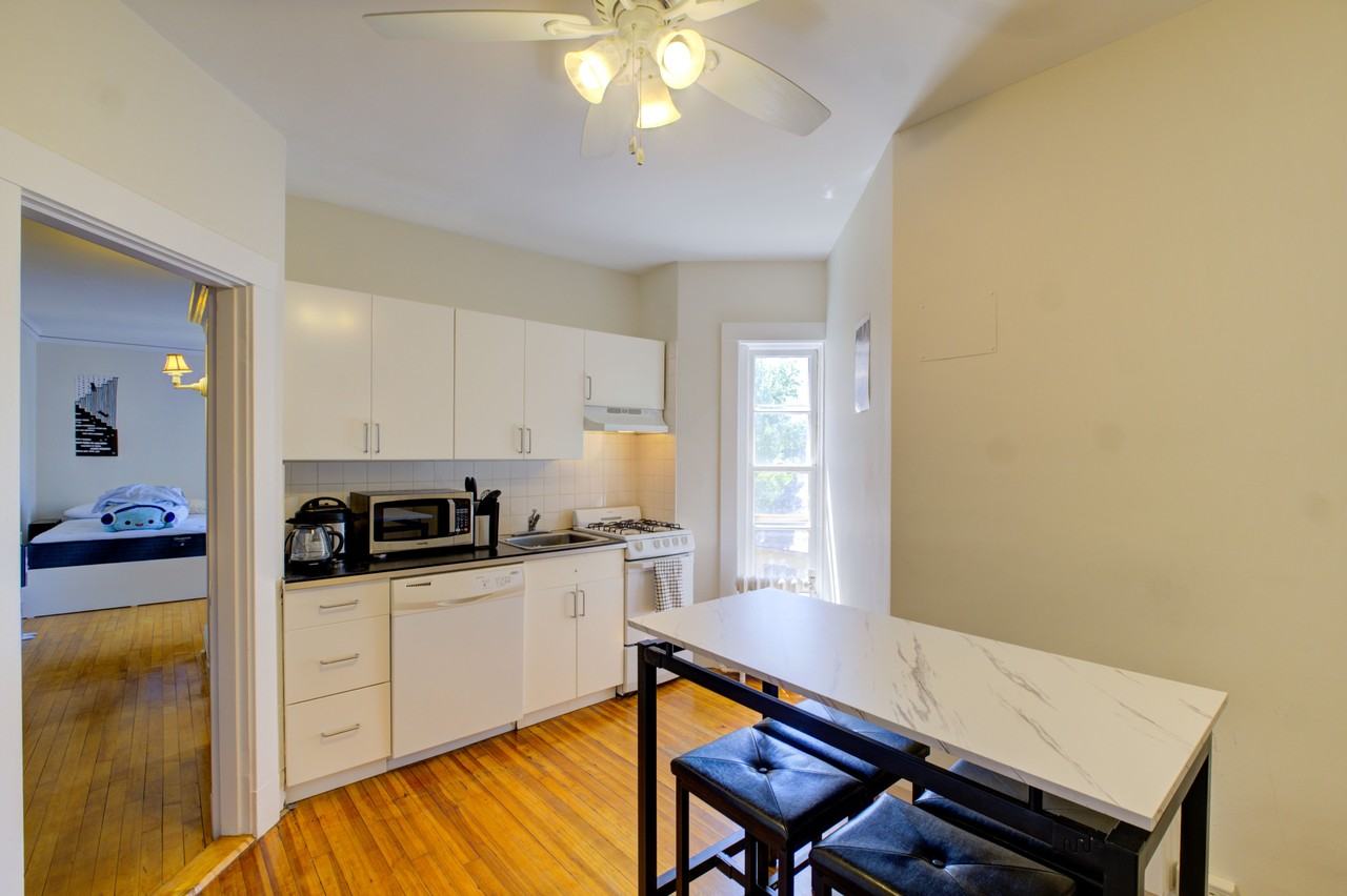 1572 Massachusetts Ave #41 - Photo 4 of 8