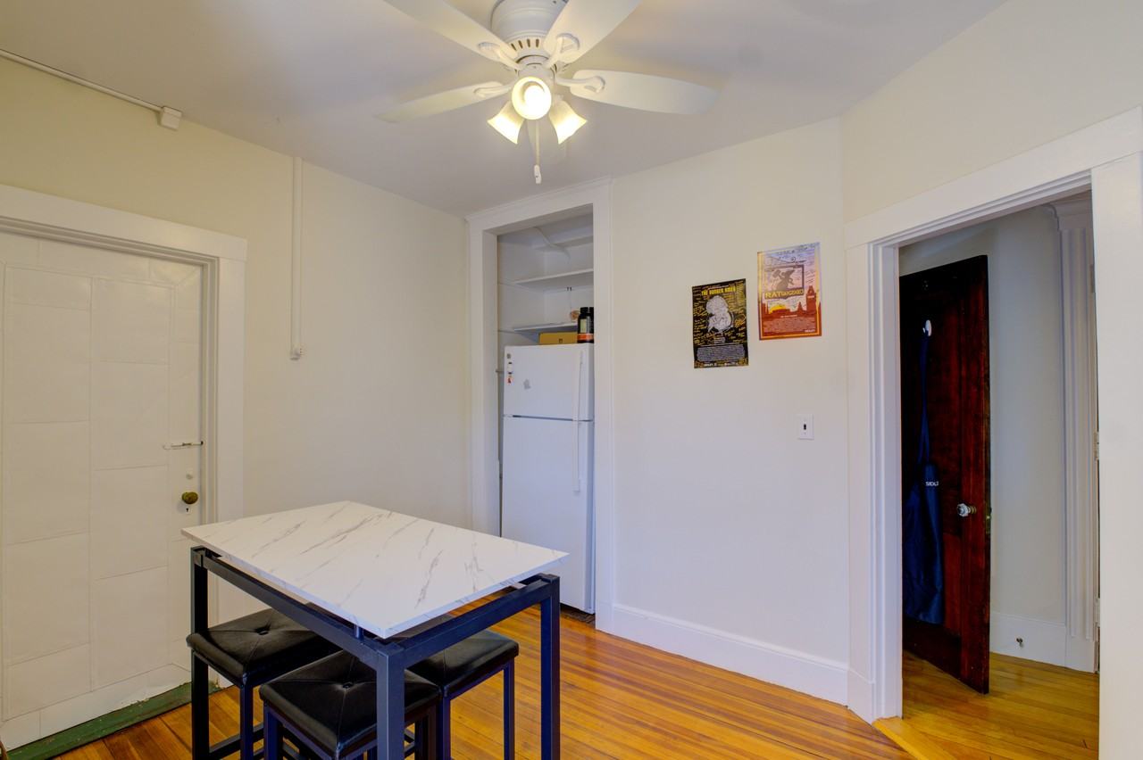 1572 Massachusetts Ave #41 - Photo 5 of 8