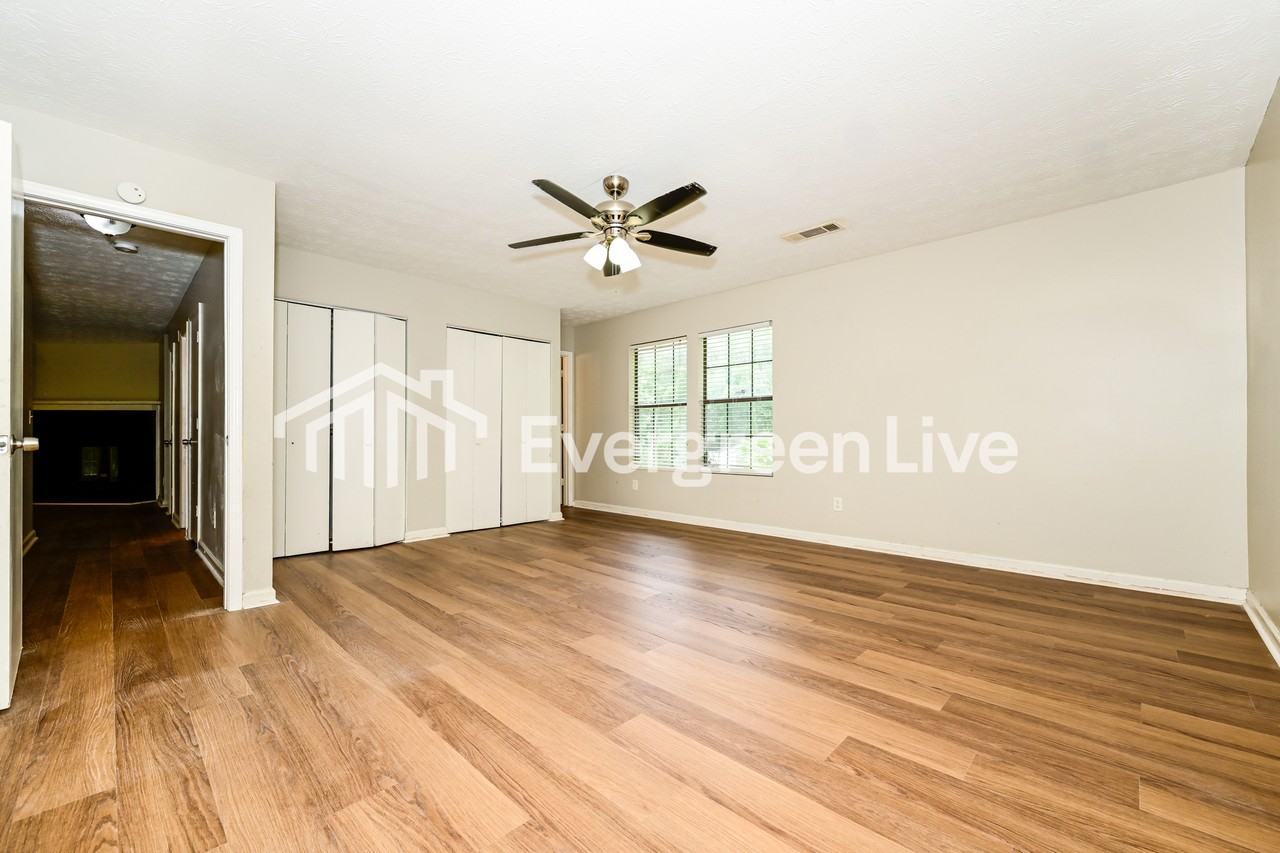 3687 Salem Dr - Photo 7 of 15