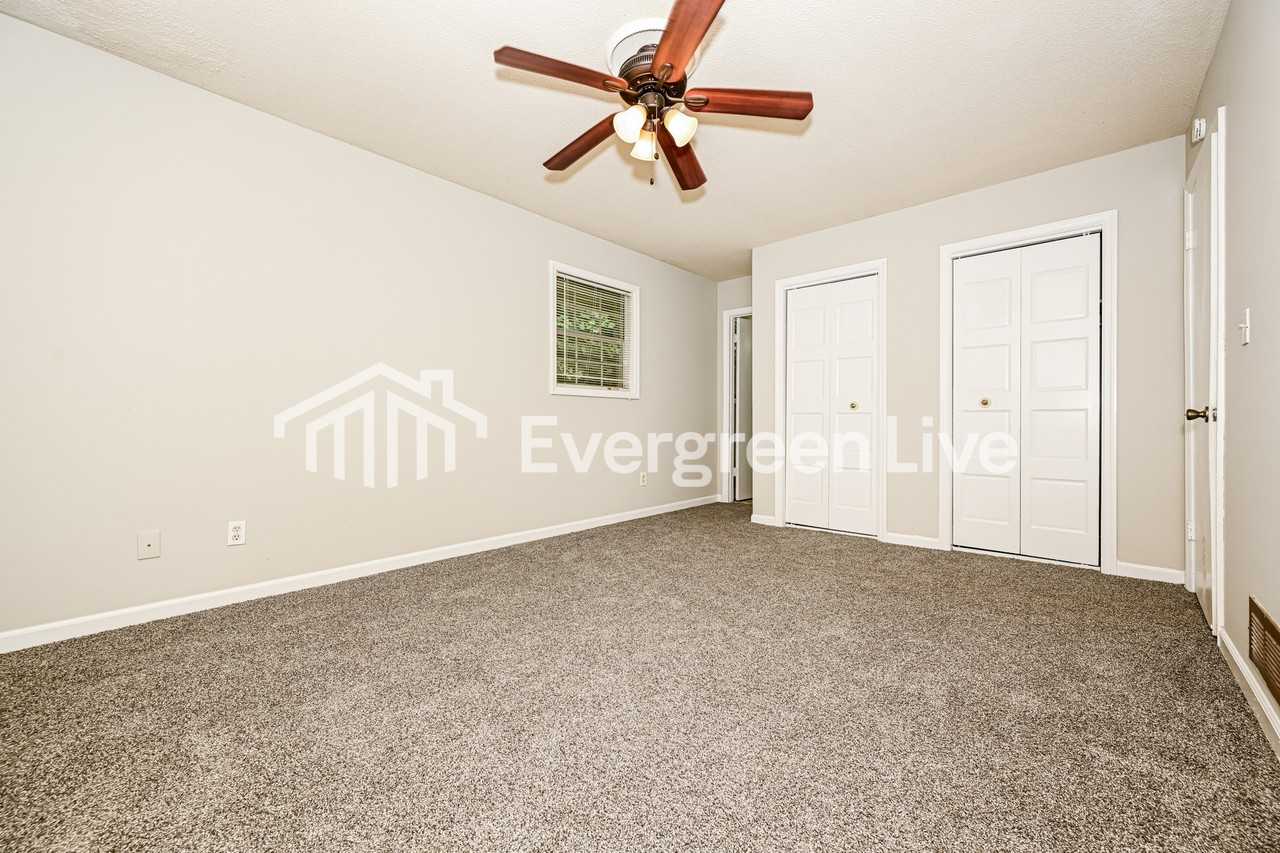 4844 Zinzendorf Dr - Photo 7 of 14