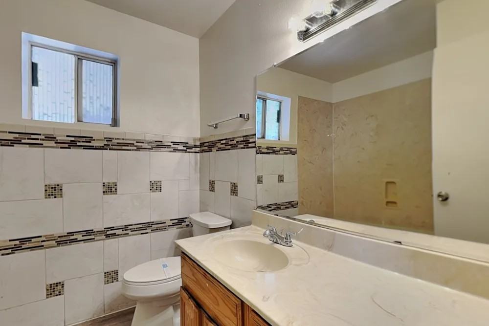 4841 West Vogel Avenue - Photo 7 of 10