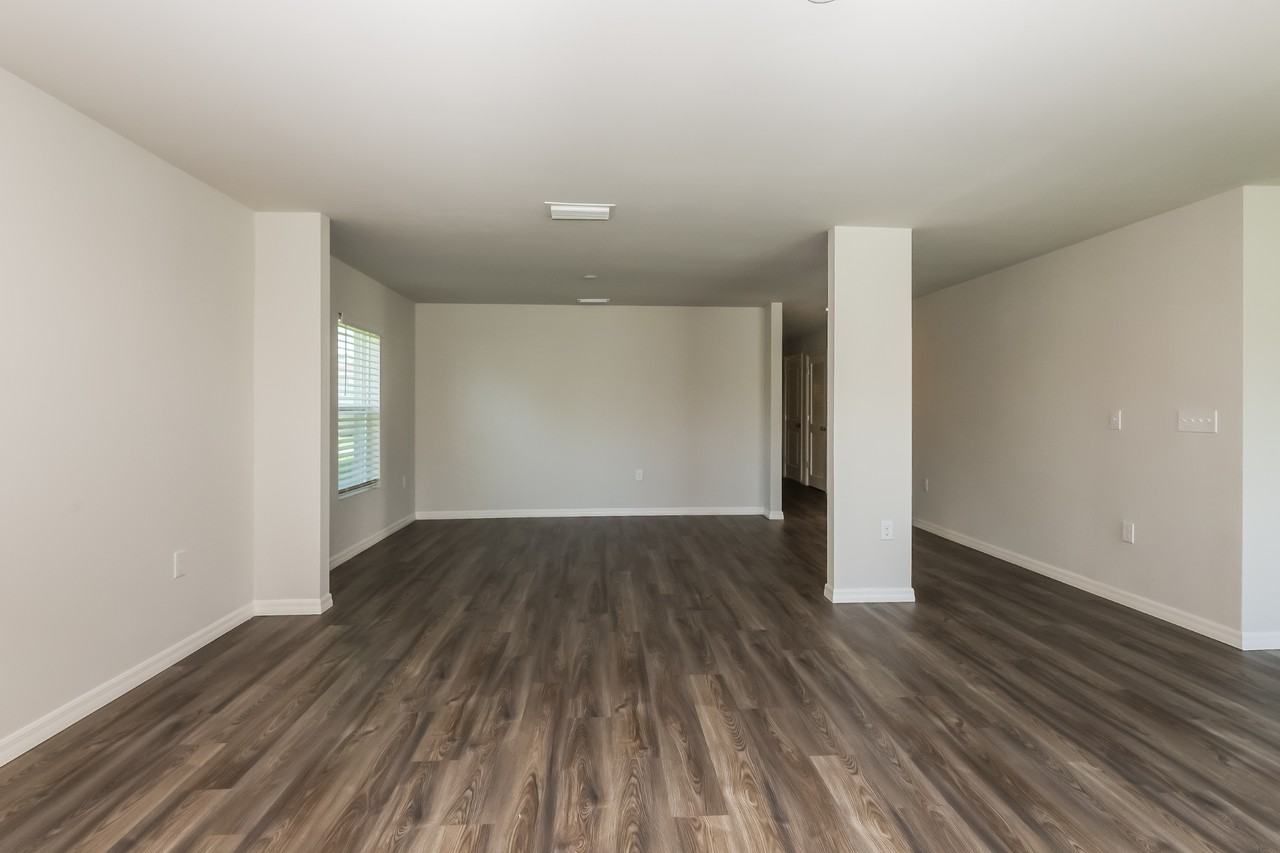 27329 Senator Dr - Photo 6 of 17
