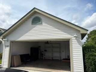 7109 Ragland Ct - Photo 2 of 23