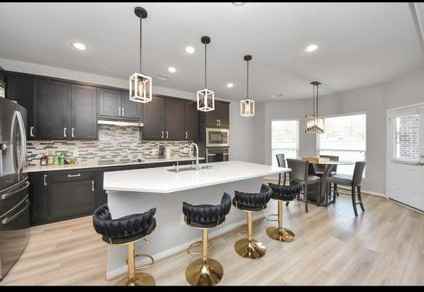 16735 Rockwall St - Photo 5 of 22