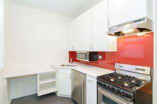 2888 N Clark St - Photo 1 of 1