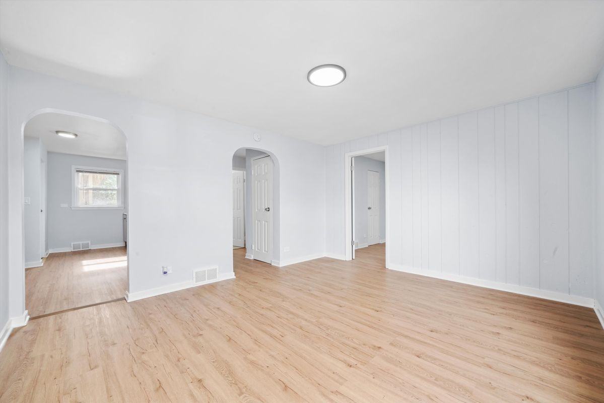 420 Prospect St ##1 N - Photo 3 of 3