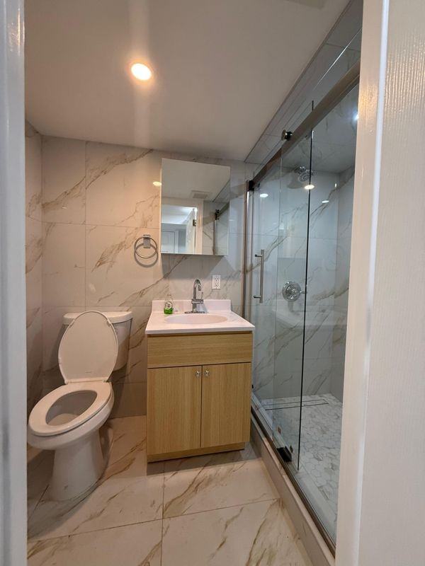 251 E 46th St ##Ll - Photo 2 of 9