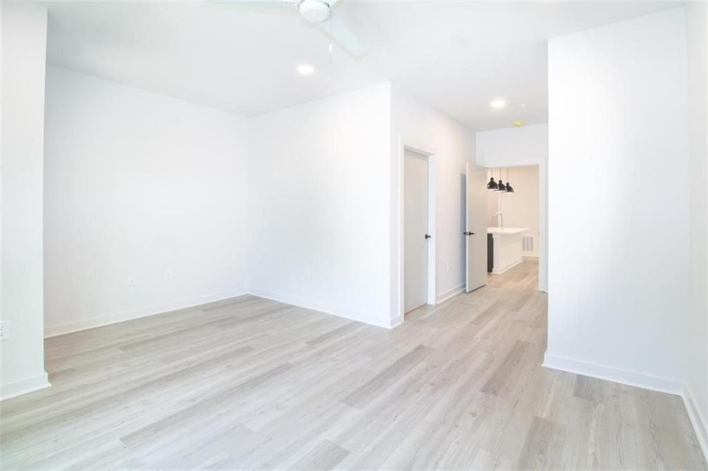 260 Martha Dr - Photo 6 of 11
