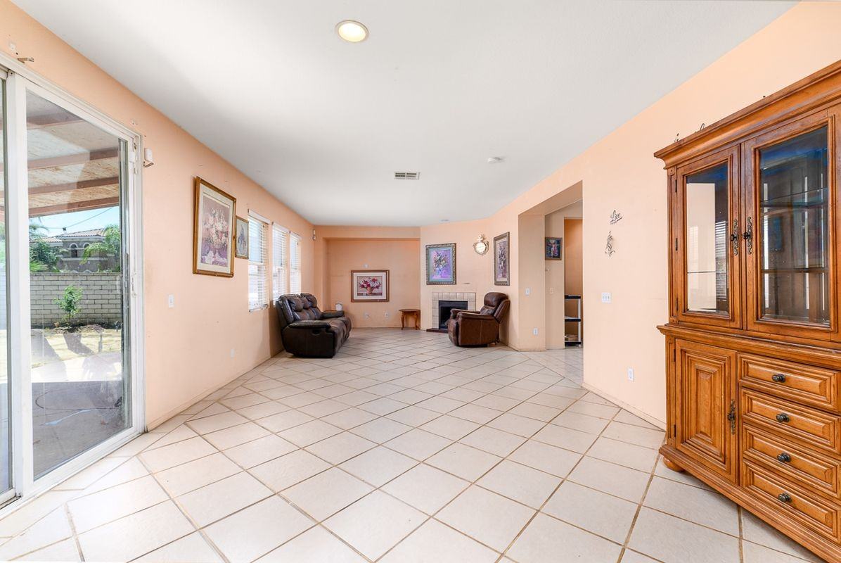 3061 Clapper St - Photo 6 of 27