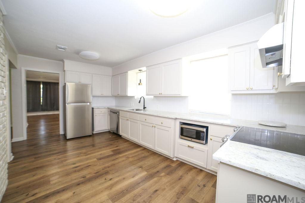 4821 Newell St - Photo 7 of 14