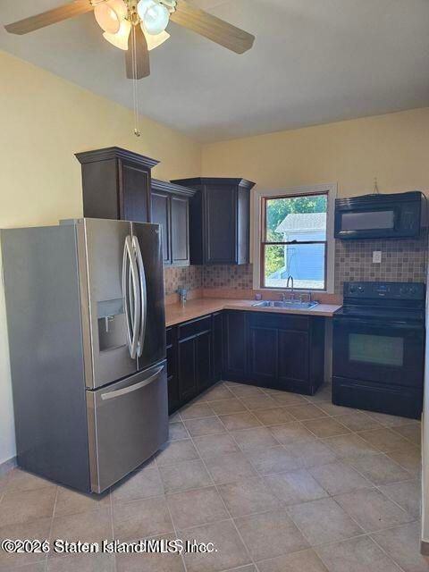 145 Oakdale St - Photo 2 of 5