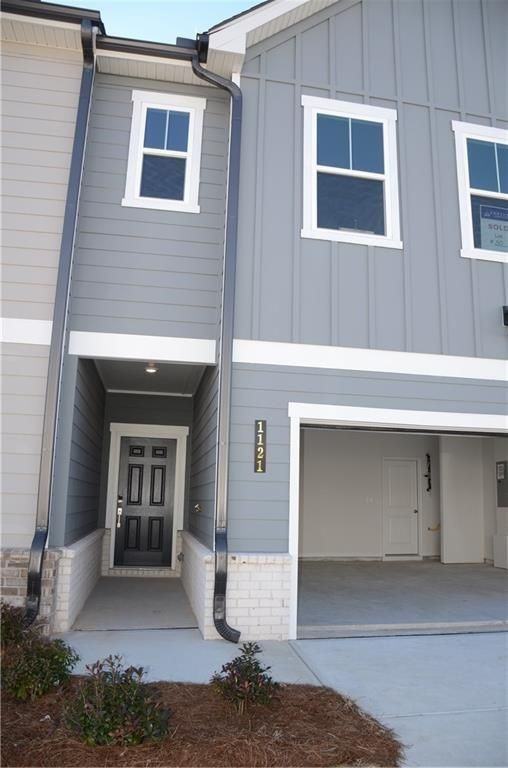1121 Point Place Dr - Photo 2 of 36