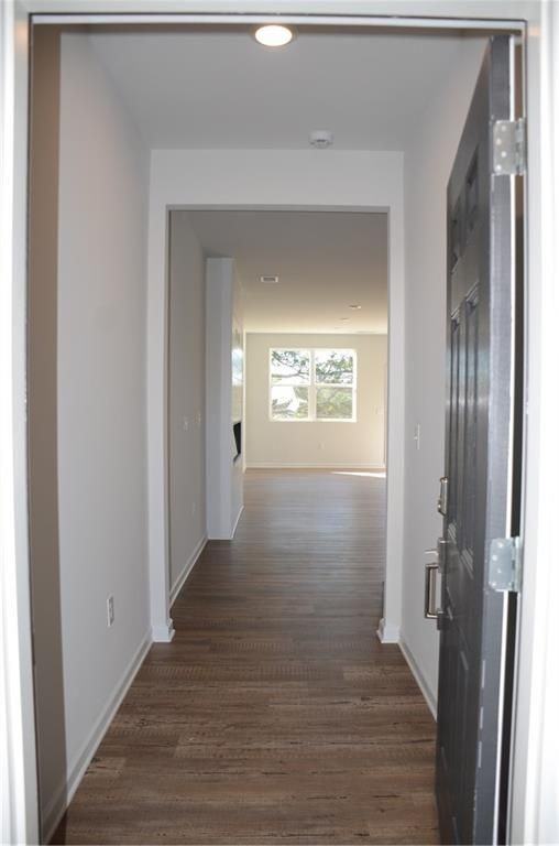 1121 Point Place Dr - Photo 3 of 36