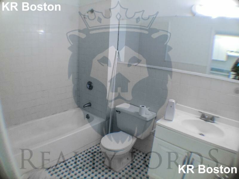 Westland Ave. & Hemenway Street #122 - Photo 3 of 21