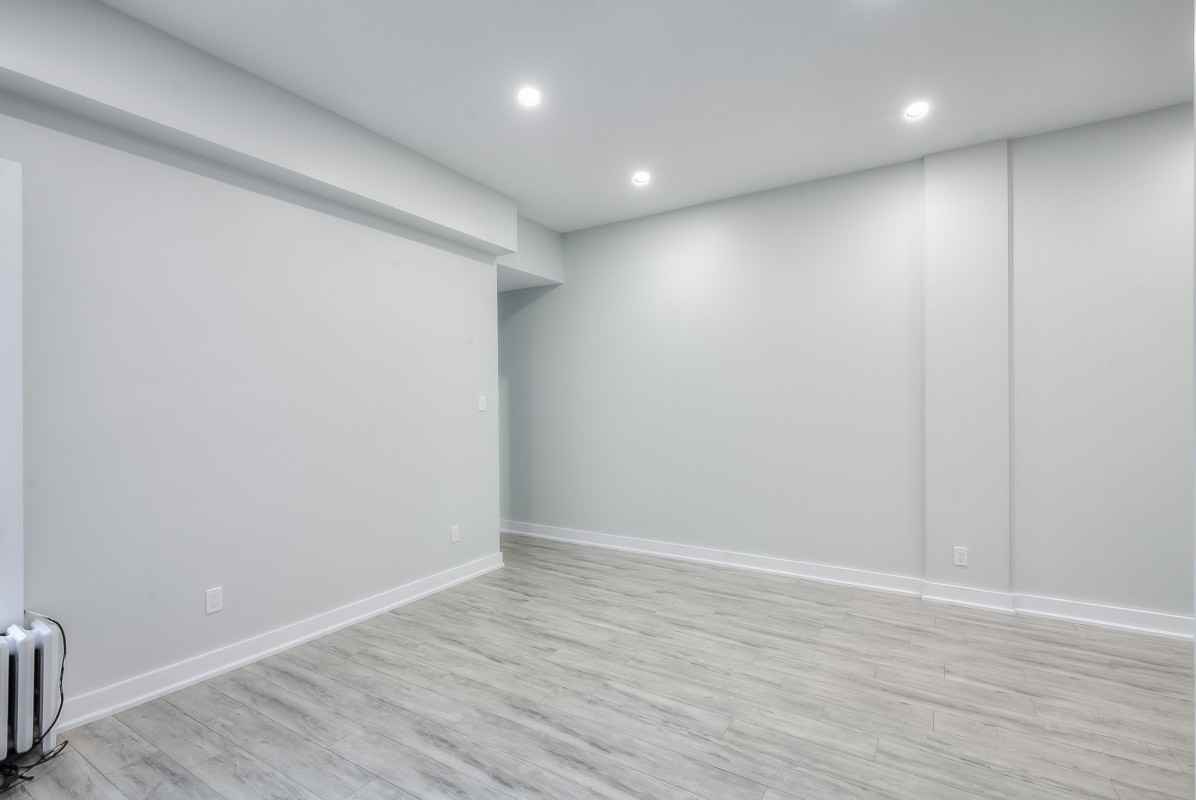 37 Grange Ave #2 - Photo 5 of 21