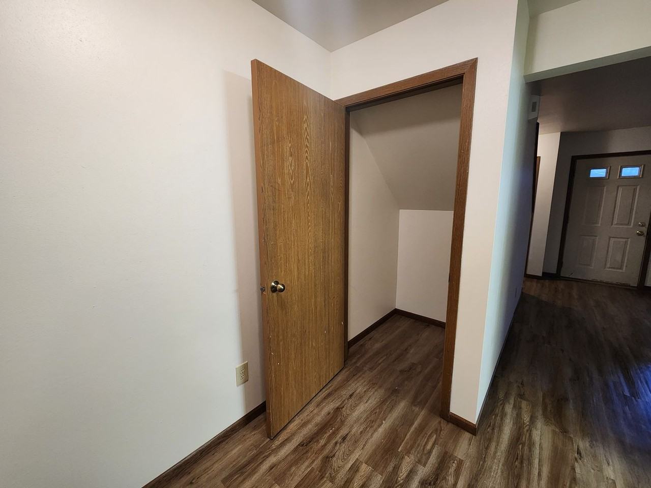 Dane Townhomes - Photo 5 of 37