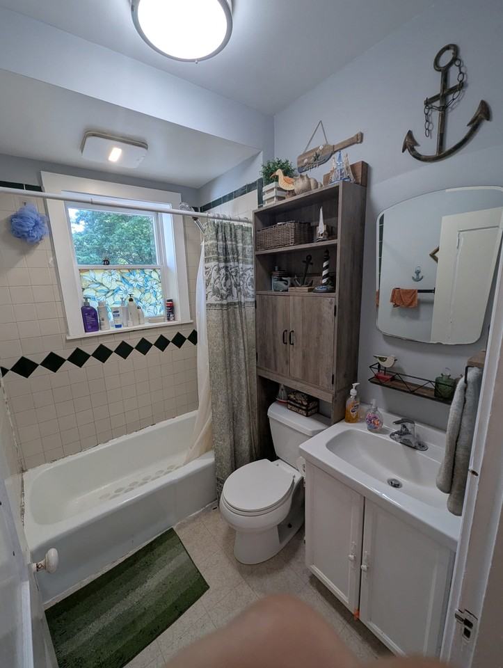14 Chase St #2 - Photo 3 of 7
