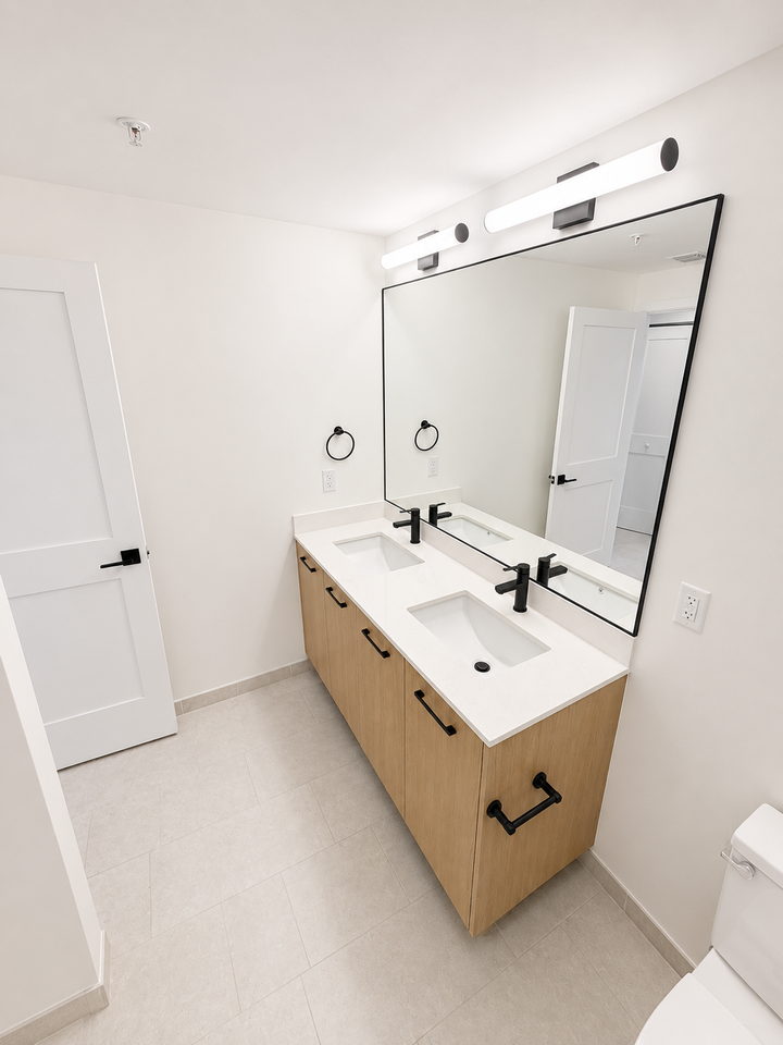 2750 Nw South River Dr #1B7 - Photo 5 of 7