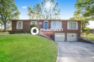 featured image of 4010 S Drumm Ave