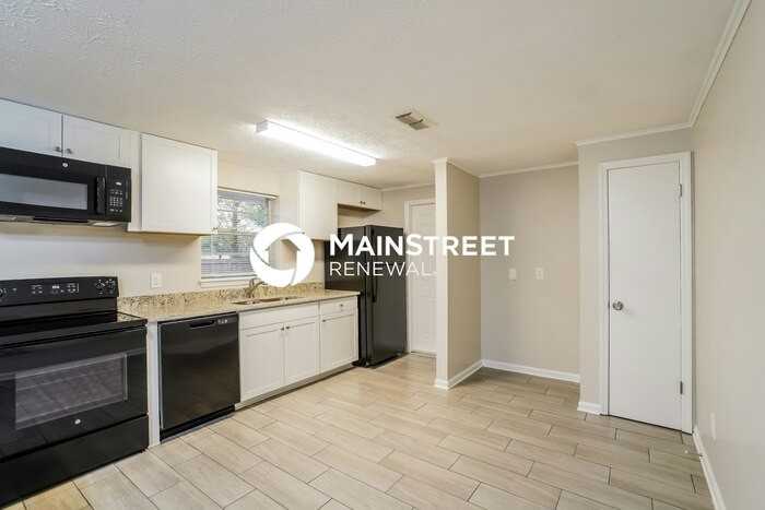 960 Dostie Cir - Photo 6 of 16