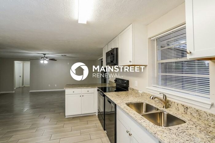 960 Dostie Cir - Photo 7 of 16