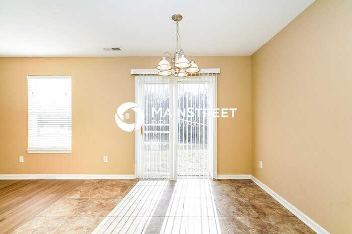 10529 Apple Creek Way - Photo 6 of 17