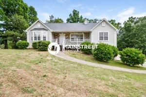 featured image of 2423 Cheyenne Ct