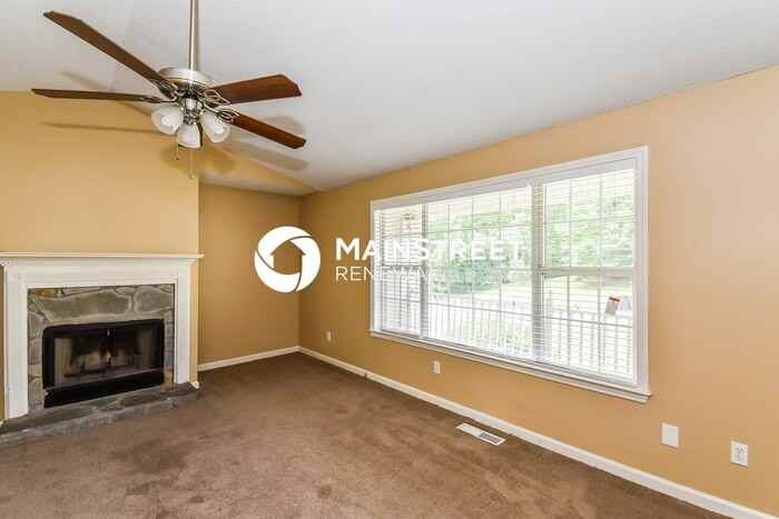 2423 Cheyenne Ct - Photo 5 of 17