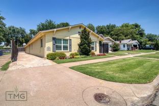 2431 E 10th St #01 - Photo 1 of 1