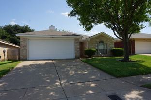 2425 Kelton St - Photo 1 of 1
