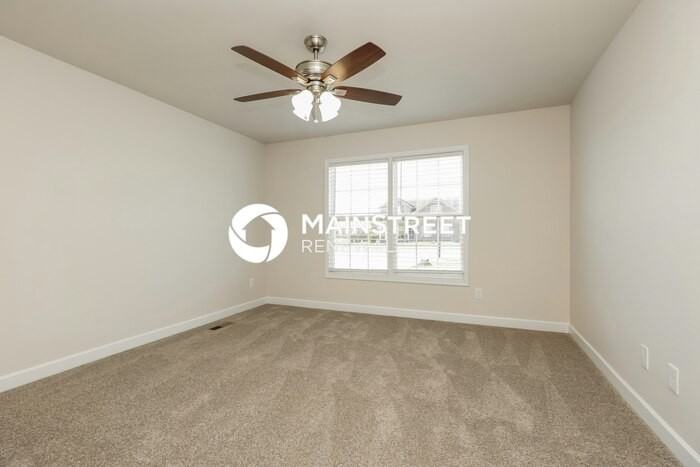 460 Heatherwood Dr - Photo 7 of 17
