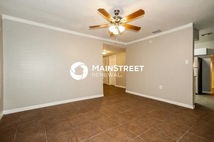 5309 Grove Hill Rd - Photo 3 of 16