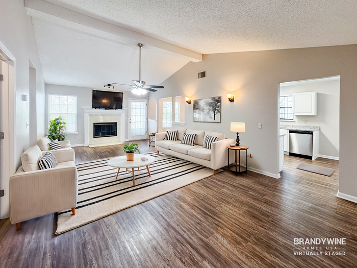 10848 Copper Hill Dr - Photo 3 of 20