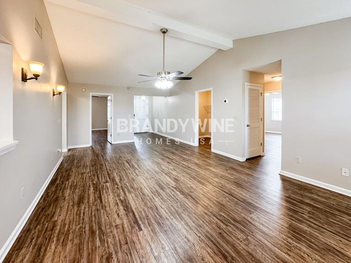10848 Copper Hill Dr - Photo 6 of 20