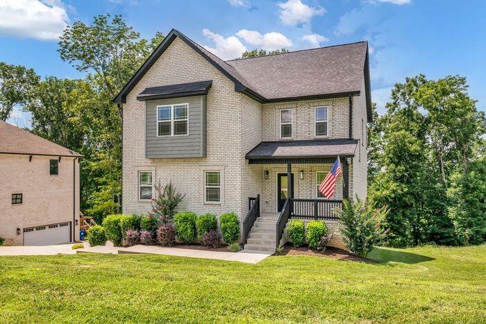 420 Stonemeadow Rd - Photo 3 of 50