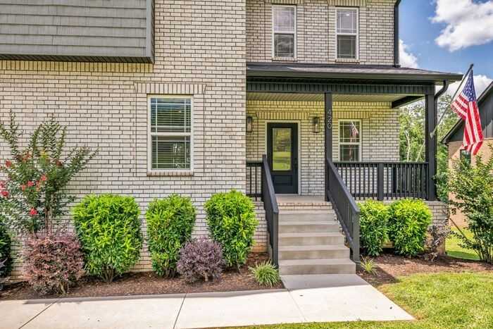 420 Stonemeadow Rd - Photo 5 of 50