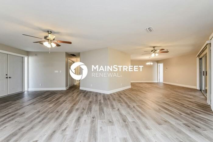 4131 Santa Barbara Blvd - Photo 5 of 16