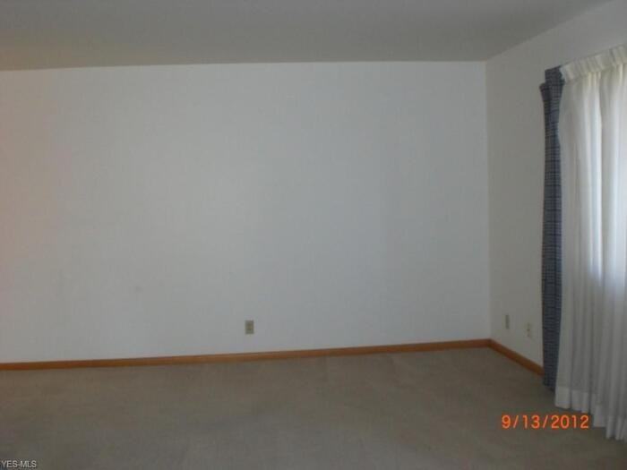 319 Johnet Dr #8 - Photo 3 of 8