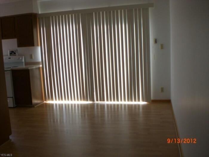 319 Johnet Dr #8 - Photo 4 of 8