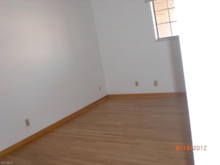 319 Johnet Dr #8 - Photo 6 of 8
