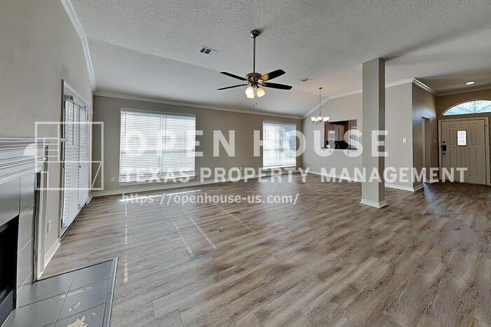 800 Stone Trail Dr - Photo 4 of 22
