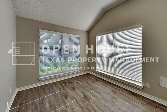 800 Stone Trail Dr - Photo 6 of 22