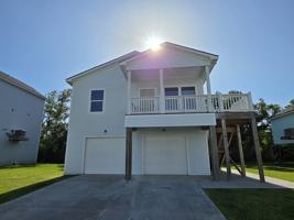 featured image of 6322 Red Oak Dr